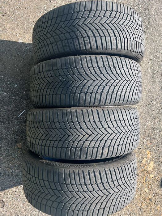 Шини зимові/всесезонні Bridgestone EVO A005 - 235/45/19