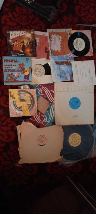 Пластинки продам