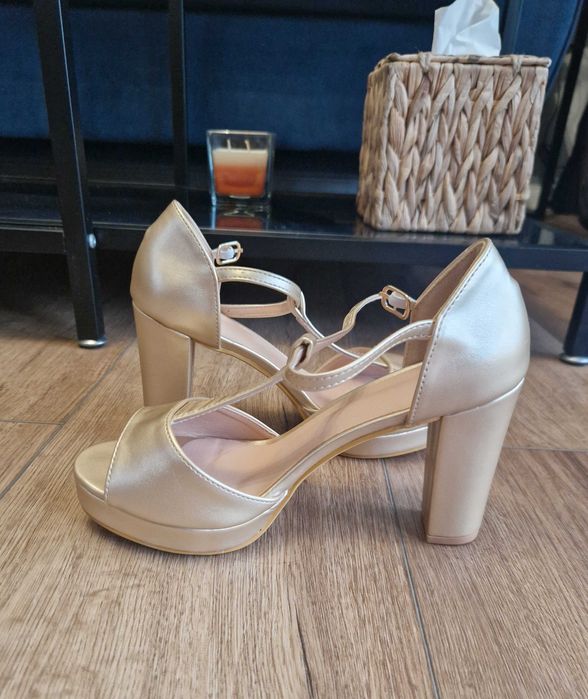 Złote buty na platformie 37 NOWE