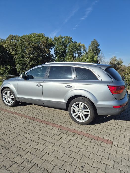 Sprzedam lub Zamienię na dzialke lub inne auto  prywatne i zadbane AUDI Q7 3.0 TDI