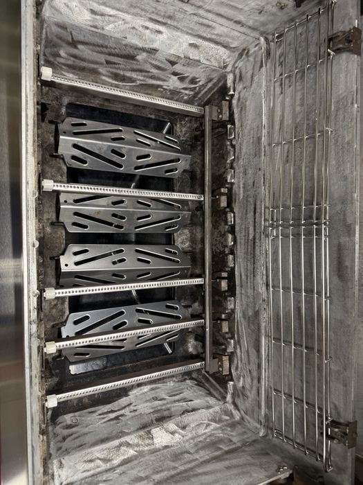 Grill gazowy Weber Genesis II E-435 (4 palniki plus palnik sear zone plus palnik boczny)