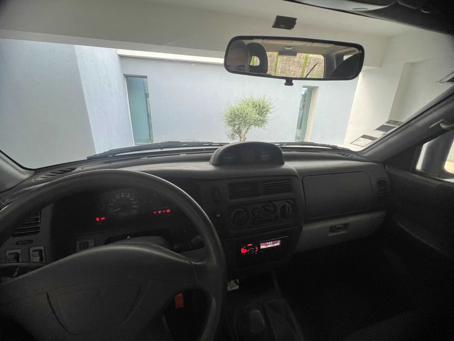Mitsubishi Pagero 1999