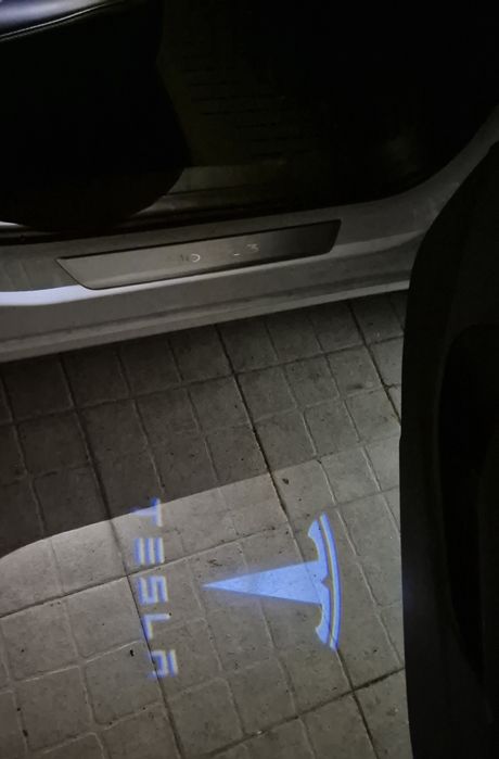 Tesla Model 3 Standard Range Plus RWD