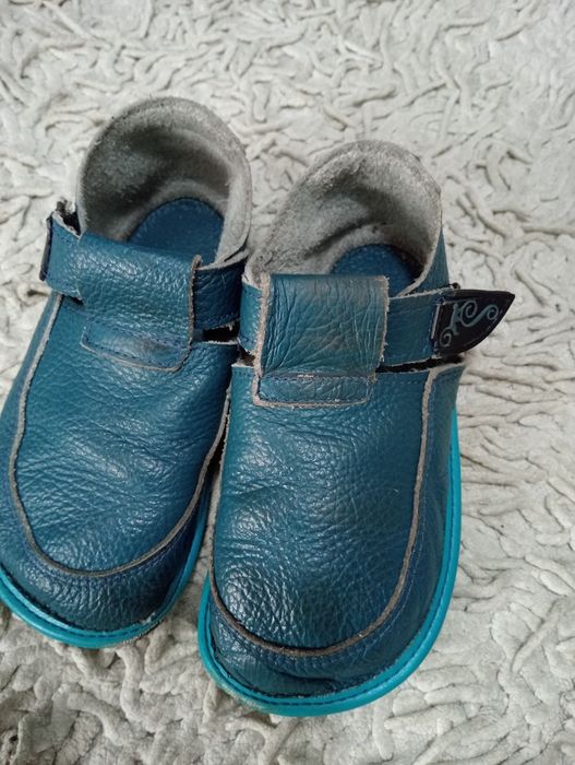 Buty chłopięce roz.26.+. 2 pary gratis