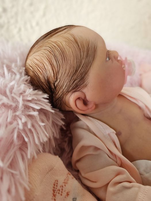 Bebé Reborn original para colecionador com certificado boneca