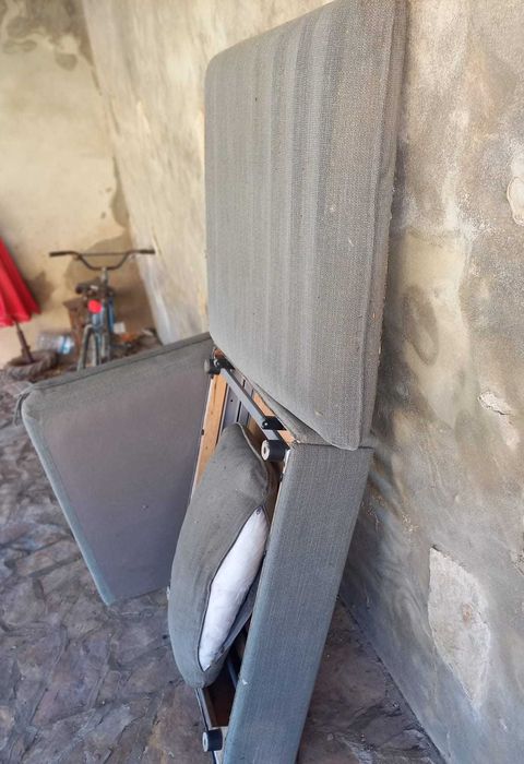 Sofá-cama de 1 lugar Tibbleby Preço IKEA  429€
Vendo por 100 Euros