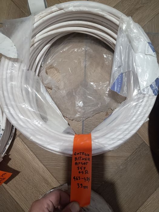 Kabel przewód koncentryczny antenowy Bitner bitsat 757 39m