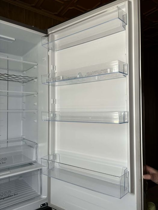 Sprzedam lodowke HISENSE RB440N4ACD