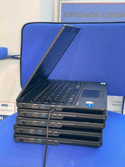 Fujitsu LifeBook U7311 i5-1135G7 / 8GB / 256GB / LTE — 100шт