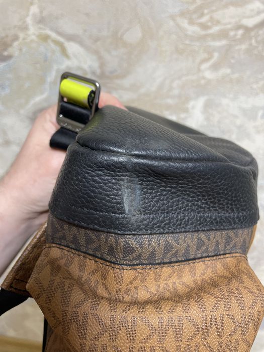 Рюкзак Michael Kors Cooper Two Tone Logo and Leather Backpack