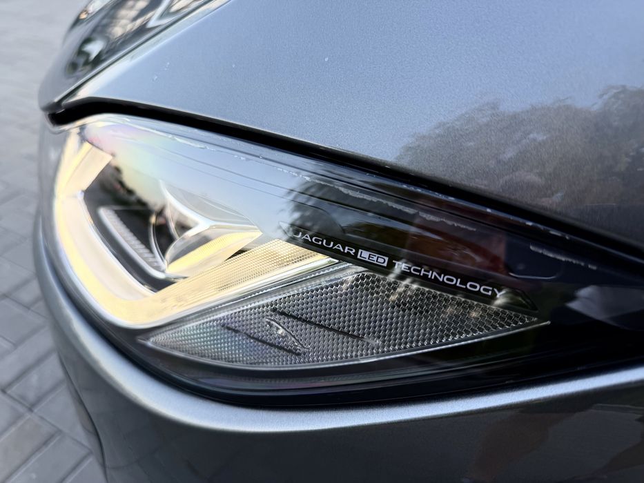 Продам авто jaguar i-pace