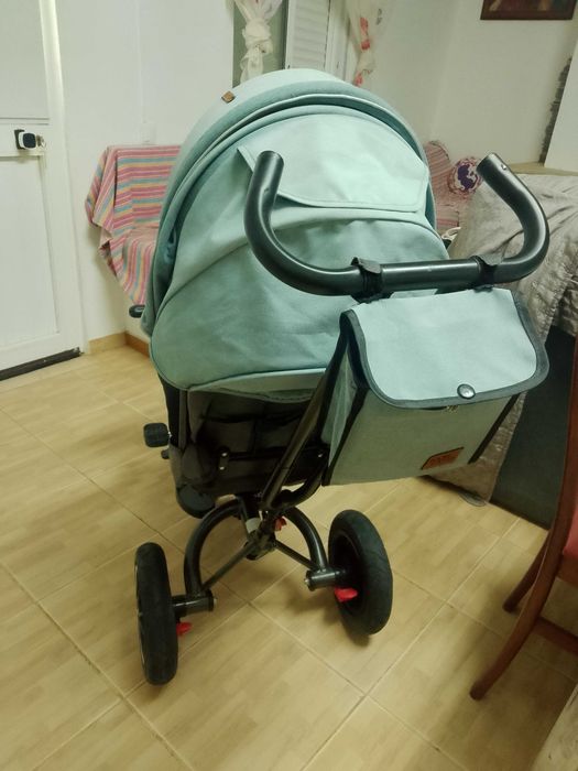 Triciclo  Baby Land Trike em ótimo estado