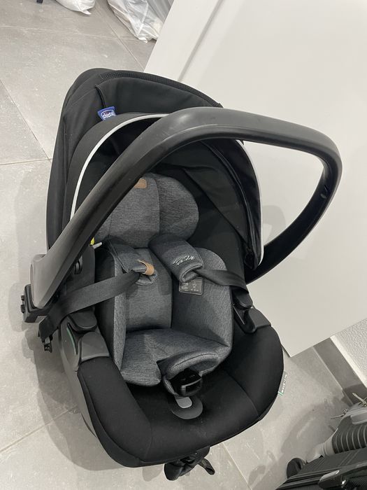 Cadeira-auto ovo Chico, com Base Full 360