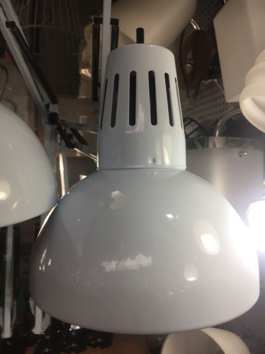 Настольна лампа металева на струбцині MT-800