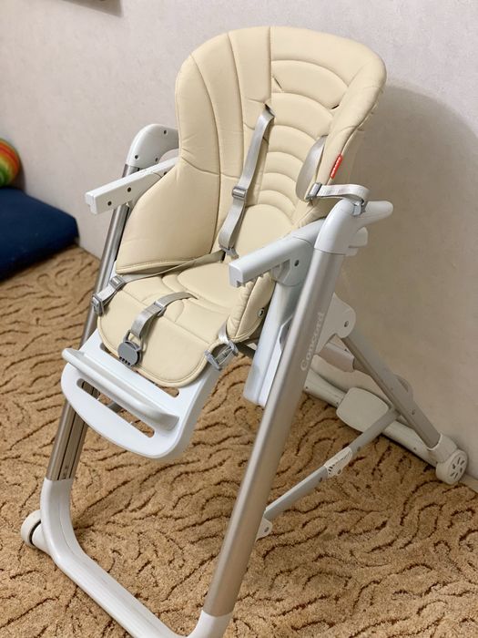 дитячий  стільчик для годування Carrello Concord