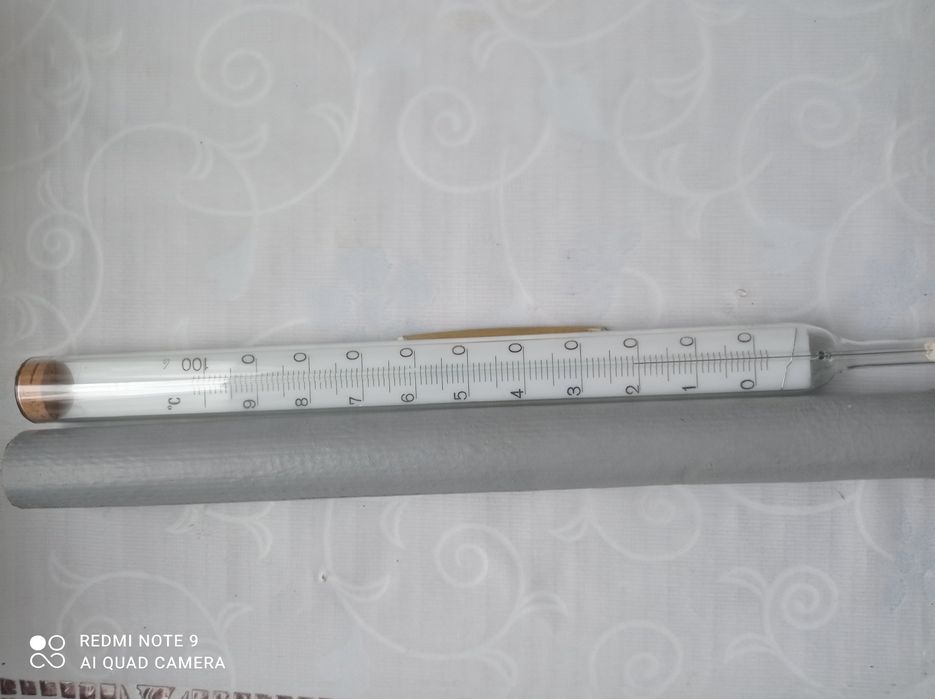 Ртутный стеклянный термометр