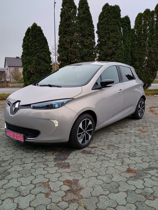 Renault Zoe intense 
ZOE INTENS R90
63631 km
/43 kWh /