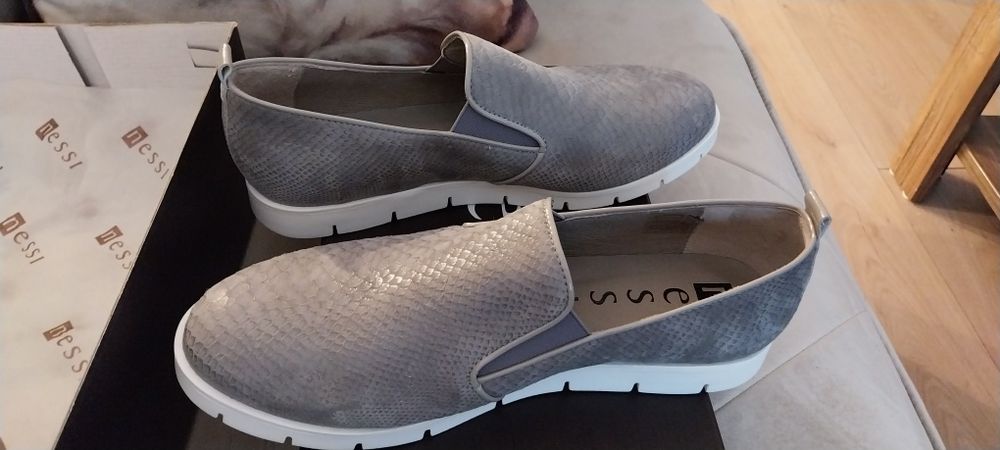 Nessi buty nowe skóra 40 rozmiar 26 długość wkładki wewnętrznej