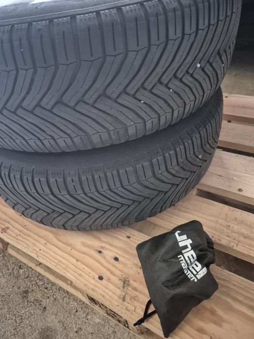 Jantes R15 e pneus para Volvo