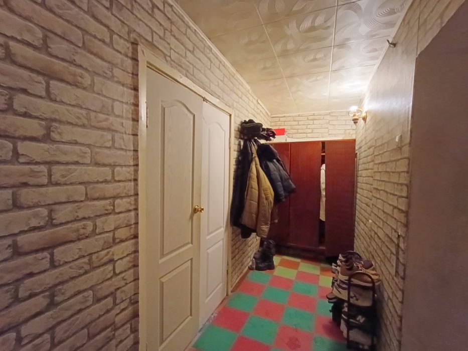 Квартира прос.Миру, 3-кімнатна, світло не вимикають