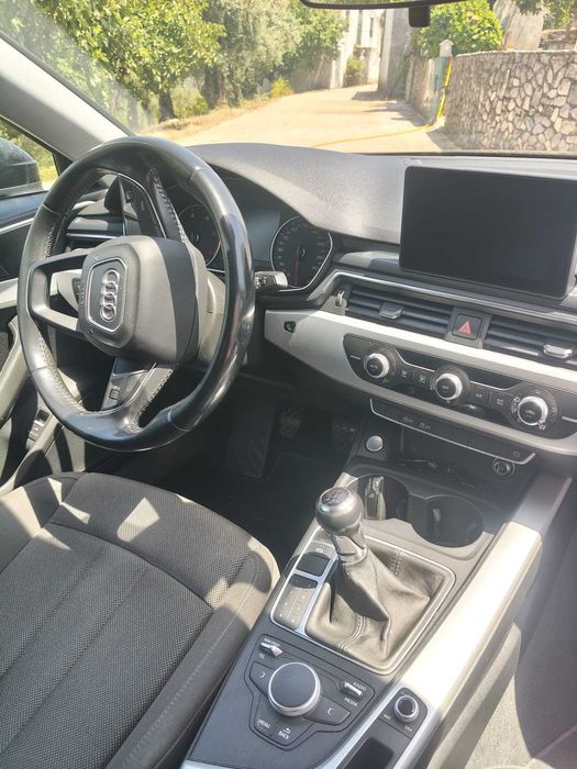 Audi A4 2.0 TDI Business Line