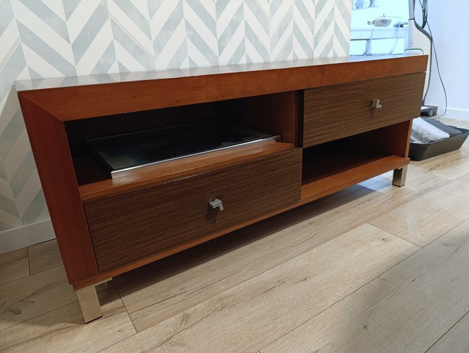 Móvel de TV em bom estado