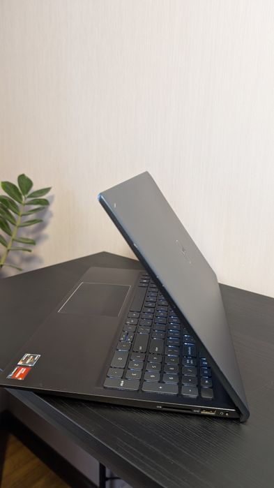 Dell inspiron 5515 15.6" сенсор R5 5500u 8 ram 256 ssd lucienne 512mb