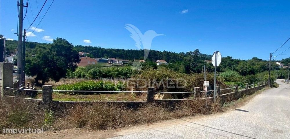 Ruina com Terreno Rio Maior - Abuxanas