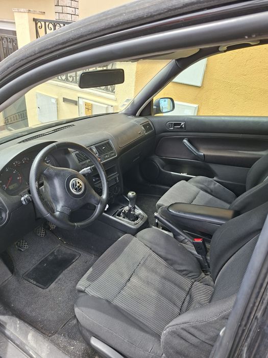 Volkswagen Golf IV 1.9tdi (110cv)