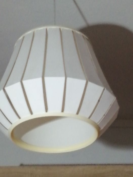 Candeeiro de teto. NEGOCIÁVEL