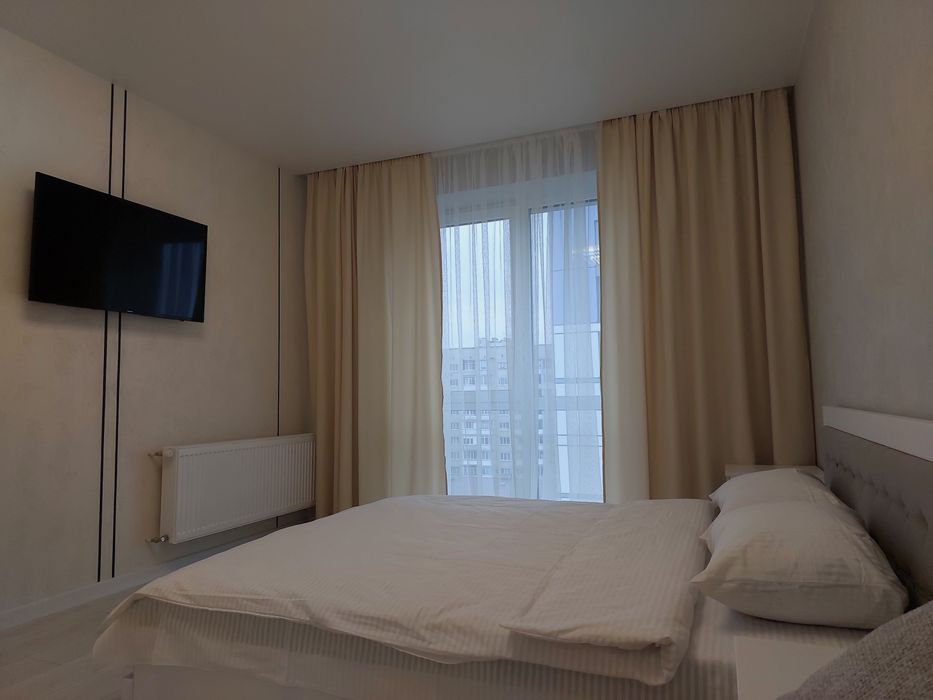 Новенькі апартаменти ЖК"Дрім таун"(Ж д вокзал)