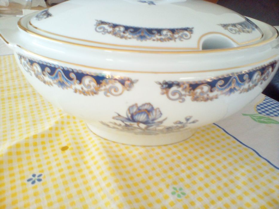 Serviço de Loiça/Louça 94 peças