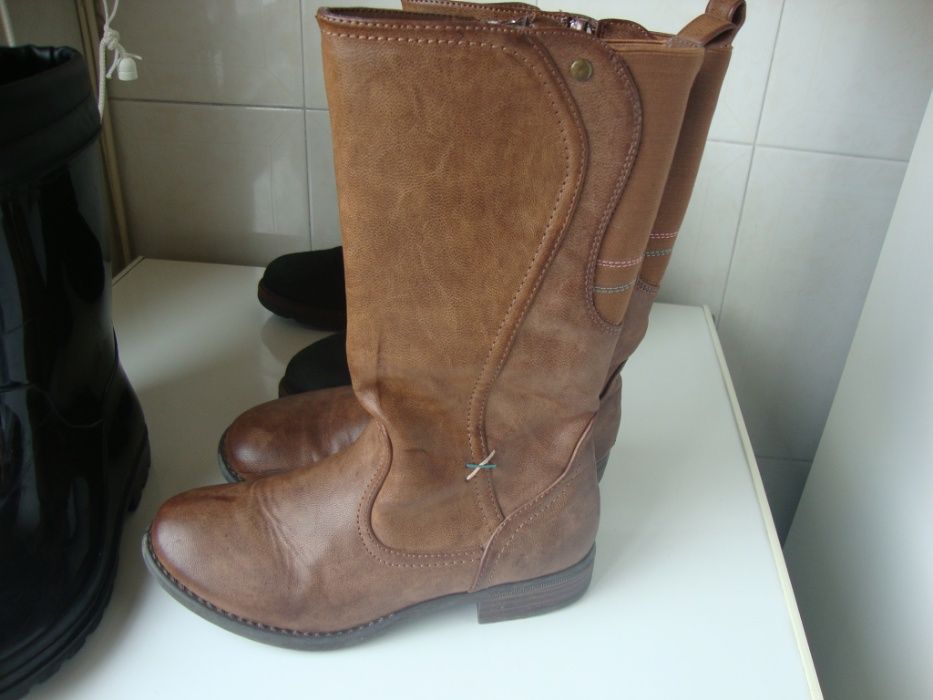 Sapatos da Conguitos castanhos 32 Botas de cano alto 34