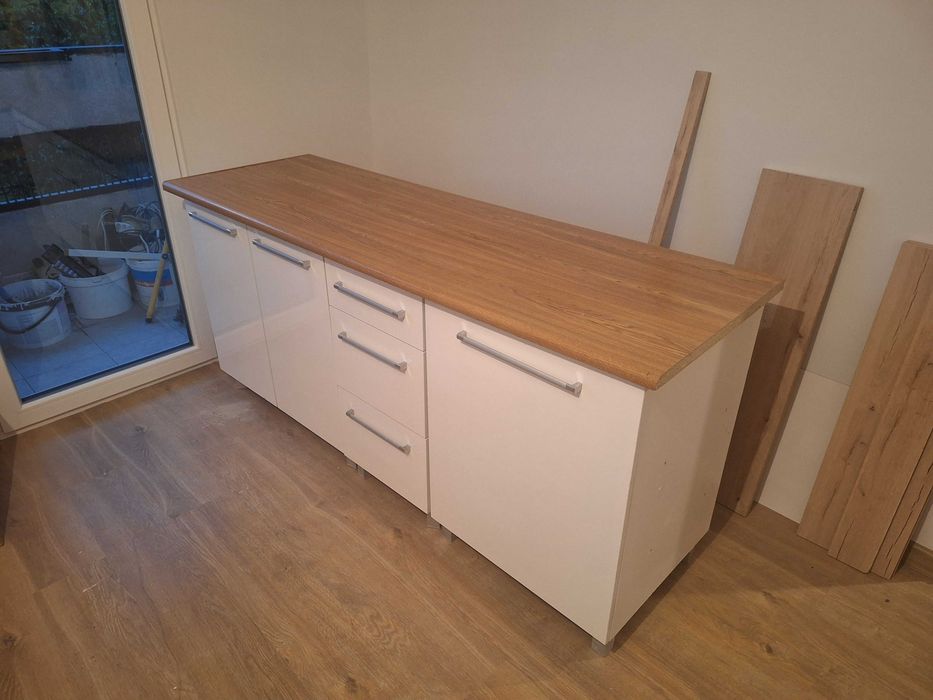 Szafki kuchenne dolne białe