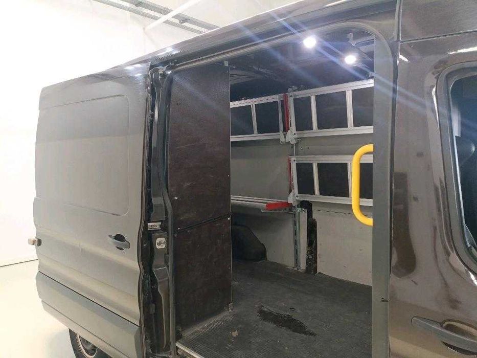 Ford TRANSIT 2.0TDCI 130HP MHEV 330 L3H2 FWD TREND | Financiamento disponível