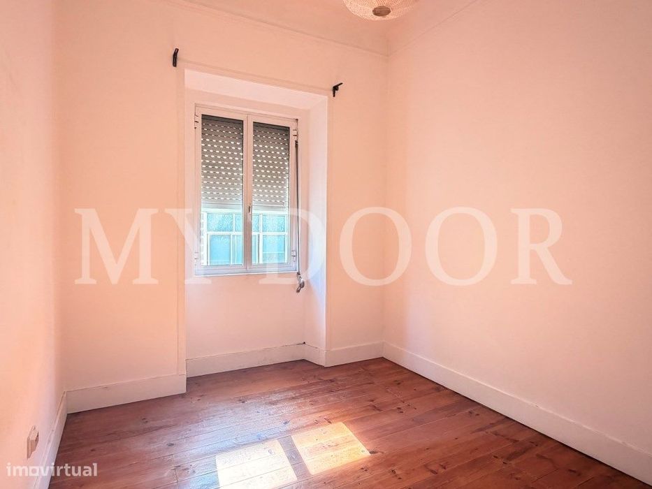 Apartamento T1 em Moscavide - Muita luz solar - Central