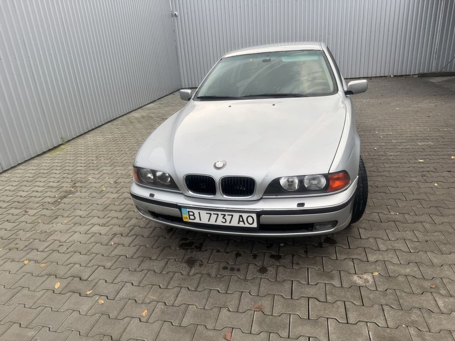 Продам BMW e39 528 m52b28tu