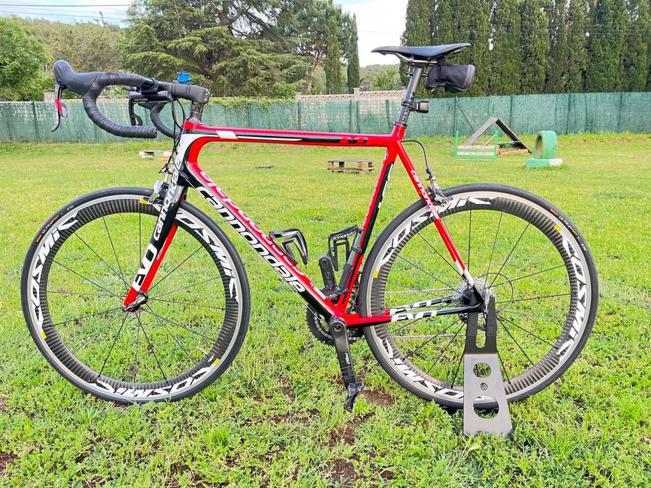 Bicicleta de estrBicicleta de estrada Cannondale SuperSix Evo Hi-Mod, modelo 2015