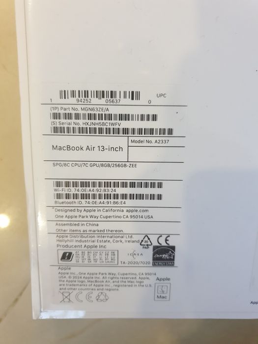 MacBook Air A2337 8GB/256GB ZAPLOMBOWANY