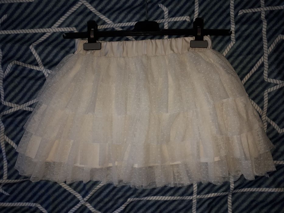 Włoska spódniczka  tiul koronki  152-158