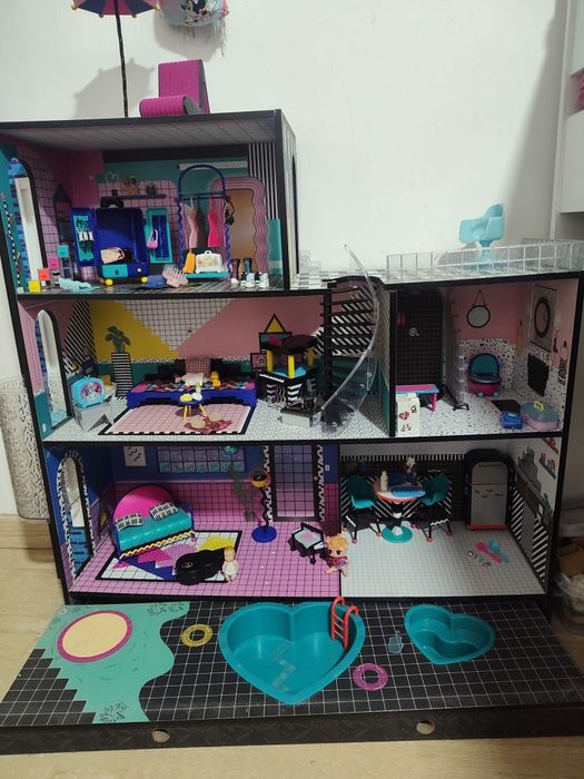 Casa da boneca Lol , Como nova , super preço!!