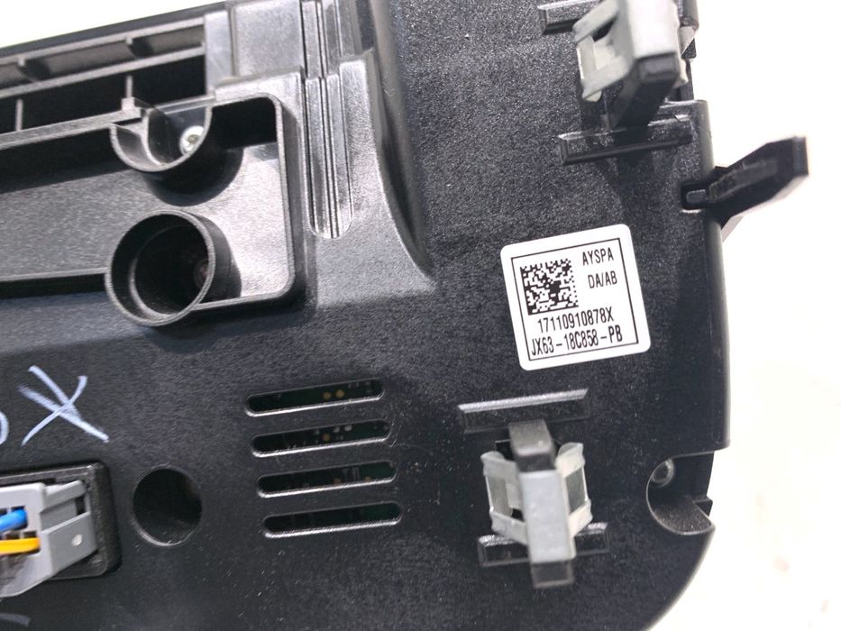 PANEL STEROWANIA NAWIEWU JAGUAR XF II JX63-18C858-PB Kombi KONSOLA