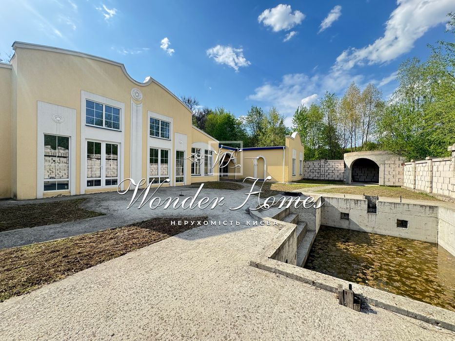 Продажа дома особняка резиденции 1200м2 в с.Григоровка Обуховского р-н