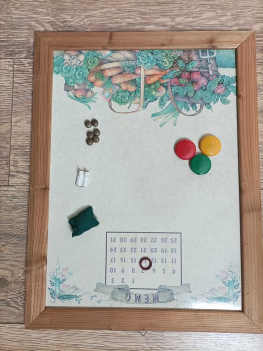 Tablica magnetyczna z kalendarzem do kuchni