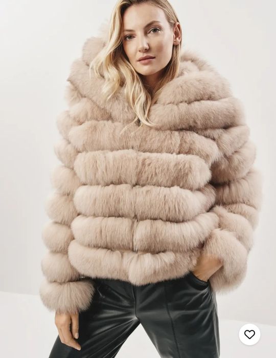 Beżowe Futro z kołnierzem Ochnik * Limitowana edycja*.