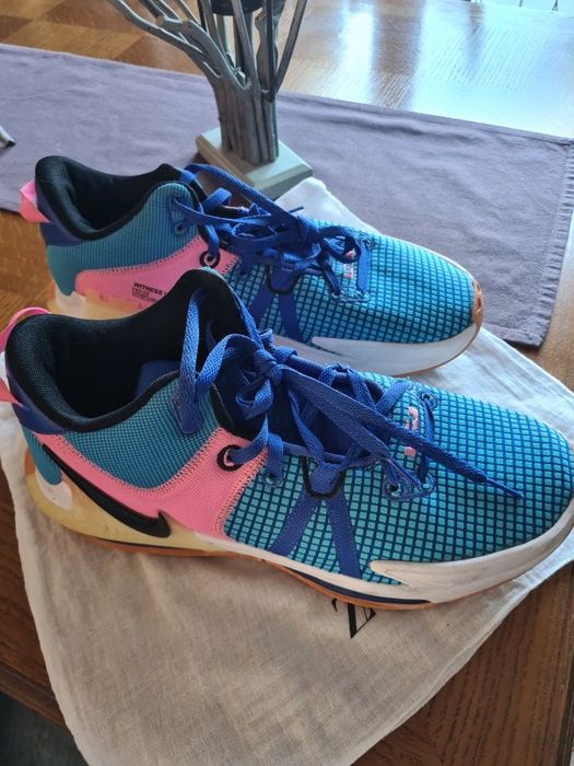 Nike Performance Basketball