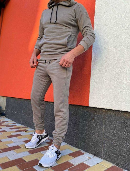 Демісезонний спортивний чоловічий костюм Pride