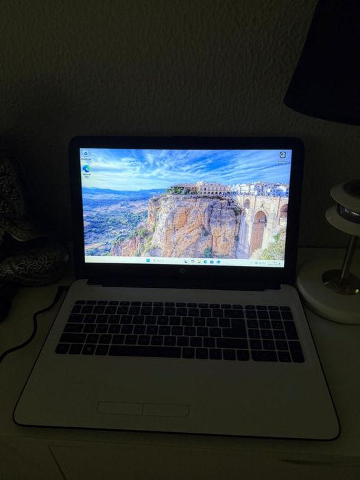 New HP Computer496786778264719362