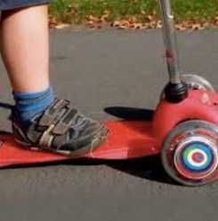 детская трещалка на колеса самоката scootrix wheel whizzer