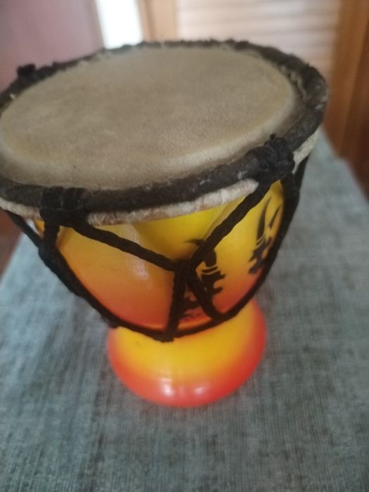 Djambé decorativo 10x13cms
